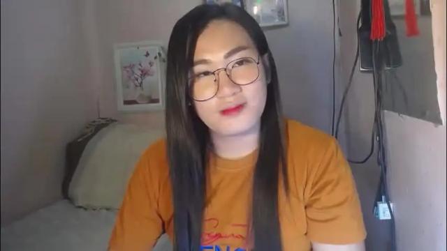 Image 3 of your_bea_trixx Stream on Chaturbate on 1 month ago