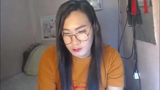 Thumbnail 3, your_bea_trixx's Stream at Chaturbate, 1 month ago