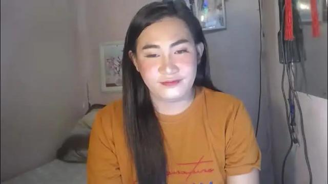 Image 11 of your_bea_trixx Stream on Chaturbate on 1 month ago