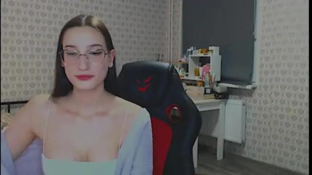 Image 11 of your_best_foxxx Stream on Chaturbate on 20 days ago