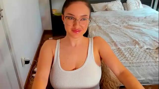 Image 2 of your_bustygirl Stream on Chaturbate on 1 month ago