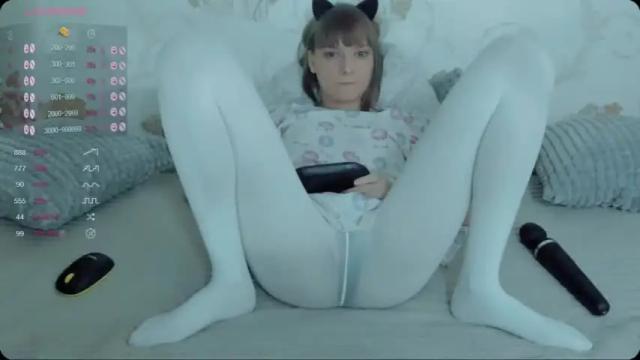 Image 11 of your_caramelka Stream on Chaturbate on 25 months ago