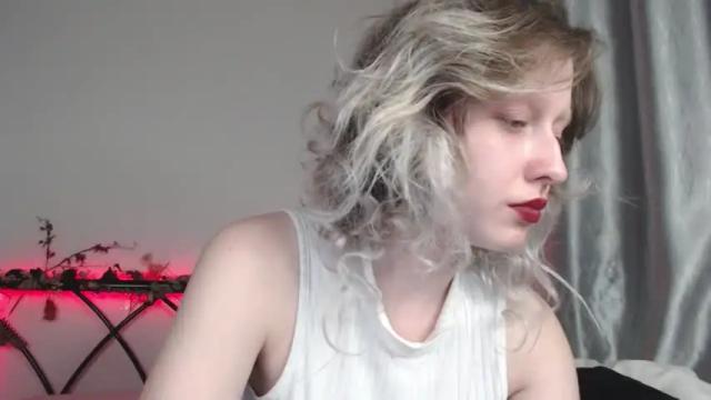 Image 4 of your_coraline Stream on Chaturbate on 18 months ago