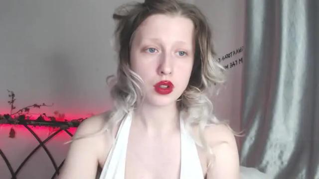 Image 2 of your_coraline Stream on Chaturbate on 17 months ago