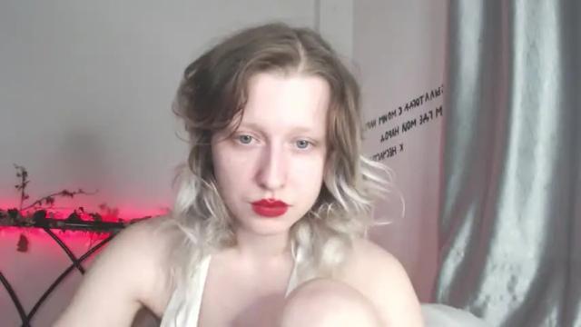 Image 4 of your_coraline Stream on Chaturbate on 17 months ago