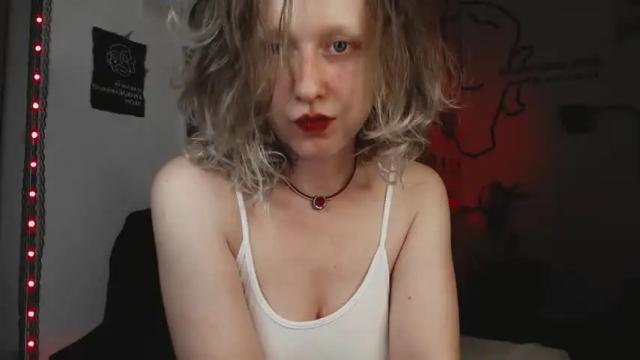 Image 2 of your_coraline Stream on Chaturbate on 14 months ago