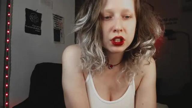 Image 3 of your_coraline Stream on Chaturbate on 14 months ago