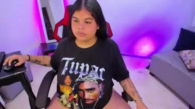 Image 7 of your_dreamgirlx Stream on Chaturbate on 14 months ago