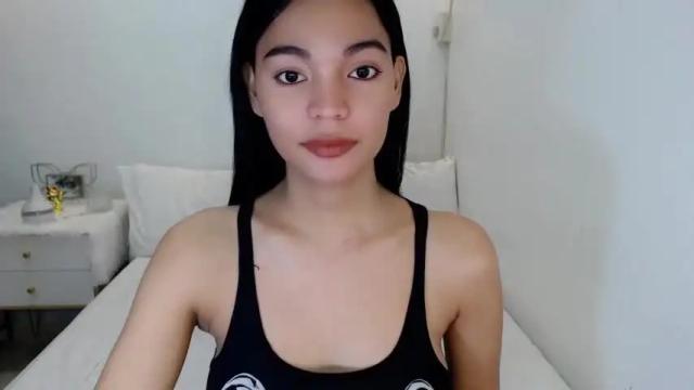 Image 2 of your_fantastic_ts Stream on Chaturbate on 19 months ago