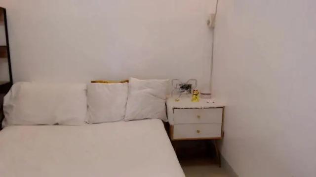 Image 6 of your_fantastic_ts Stream on Chaturbate on 18 months ago