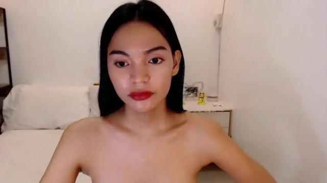 Image 7 of your_fantastic_ts Stream on Chaturbate on 18 months ago