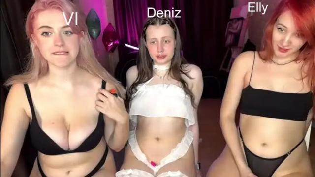 Image 7 of your_favoritegirls Stream on Chaturbate on 15 months ago