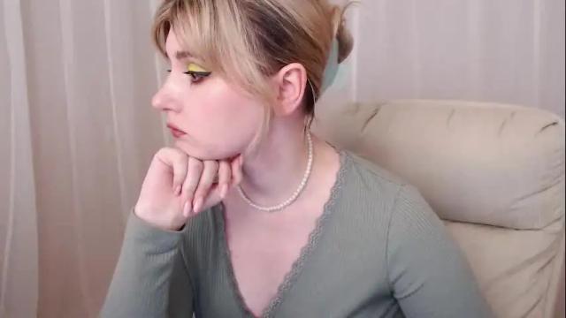 Image 8 of your_freya Stream on Chaturbate on 23 days ago