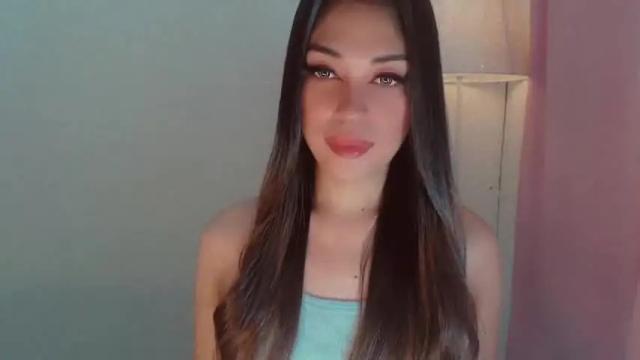 Image 10 of your_gwen22 Stream on Chaturbate on 16 months ago