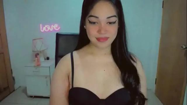 Image 3 of your_gwen22 Stream on Chaturbate on 4 months ago