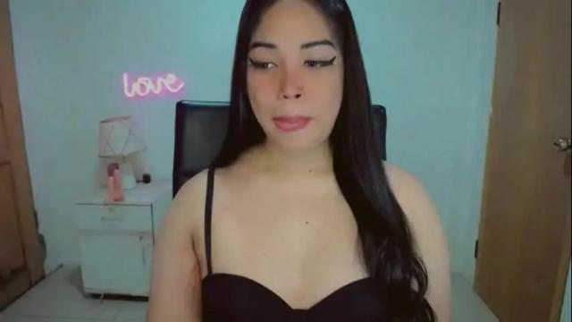 Image 4 of your_gwen22 Stream on Chaturbate on 4 months ago