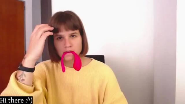 Image 4 of your_hand_in_mine Stream on Chaturbate on 17 months ago