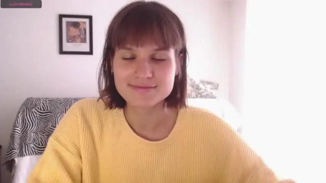 Thumbnail 3, your_hand_in_mine's Stream at Chaturbate, 15 months ago