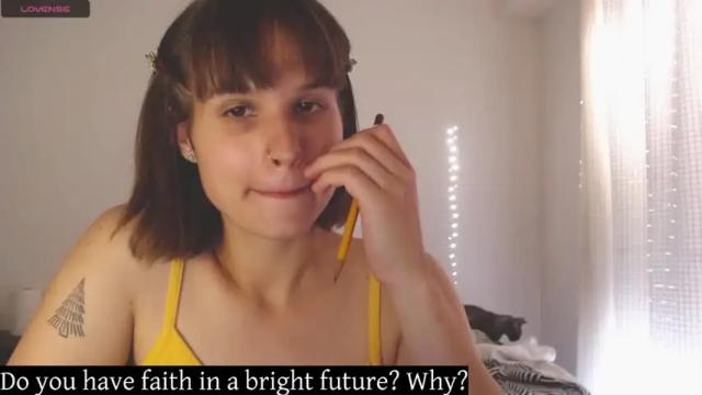 Image 3 of your_hand_in_mine Stream on Chaturbate on 24 months ago