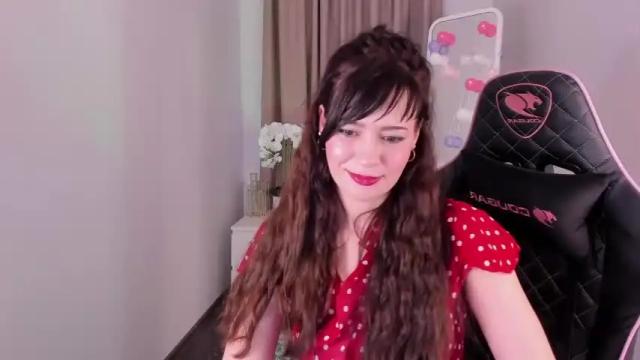 Image 12 of your_julia_ Stream on Chaturbate on 26 months ago