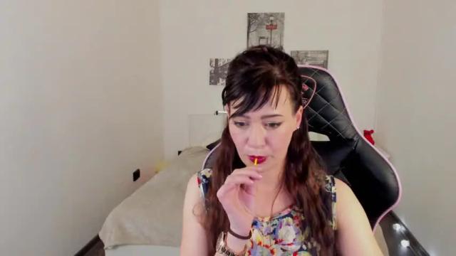 Thumbnail 3, your_julia_'s Stream at Chaturbate, 18 months ago