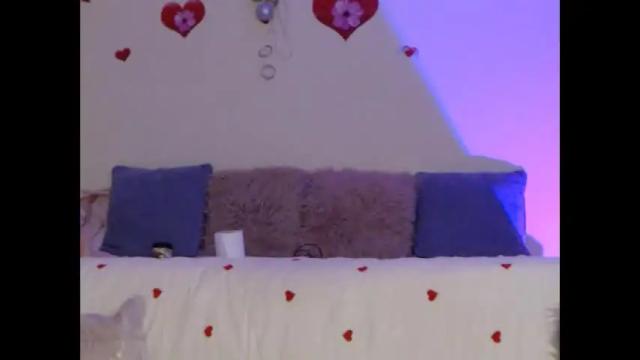 Image 2 of your_lady_in_red Stream on Chaturbate on 4 days ago
