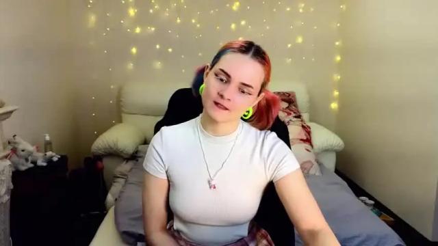 Image 7 of your_lilangel Stream on Chaturbate on 18 months ago