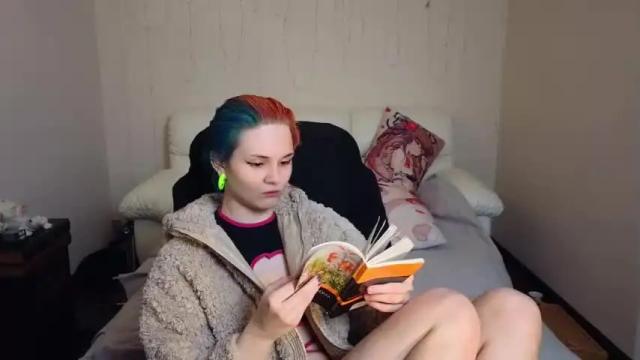 Image 4 of your_lilangel Stream on Chaturbate on 18 months ago