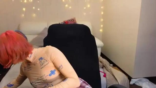 Image 4 of your_lilangel Stream on Chaturbate on 18 months ago