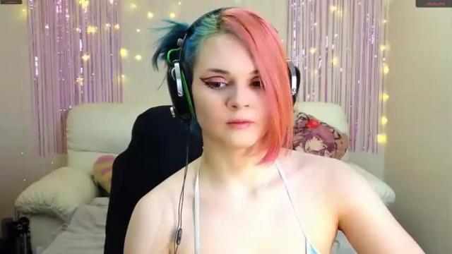 Image 10 of your_lilangel Stream on Chaturbate on 17 months ago