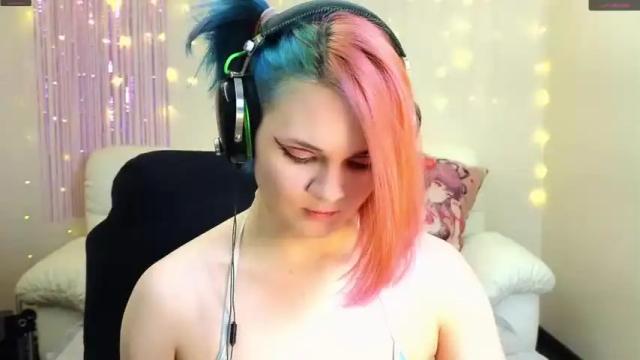 Image 6 of your_lilangel Stream on Chaturbate on 17 months ago