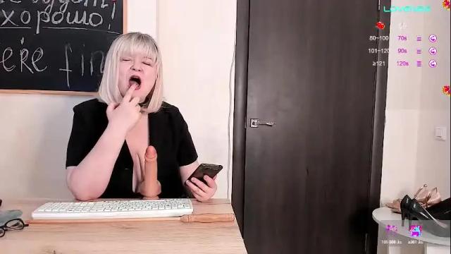 Thumbnail 3, your_linia's Stream at Chaturbate, 1 month ago