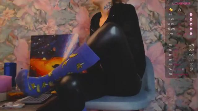 Image 2 of your_lionheart Stream on Chaturbate on 1 month ago