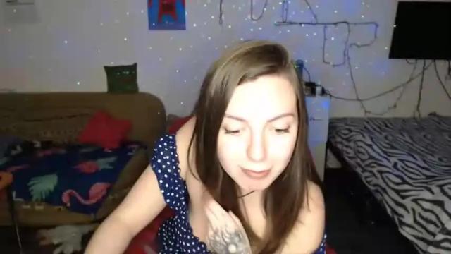 Image 3 of your_little_mom Stream on Chaturbate on 16 months ago