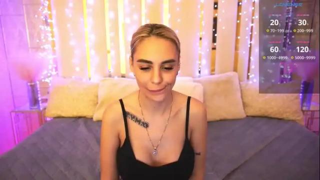 Image 10 of your_millsy Stream on Chaturbate on 1 month ago