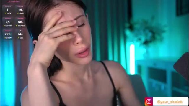 Image 2 of your_nicolett Stream on Chaturbate on 3 months ago