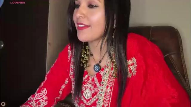 Image 8 of your_priya_77 Stream on Chaturbate on 25 days ago