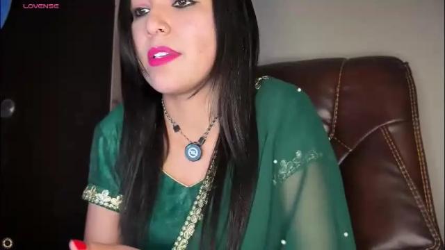 Image 3 of your_priya_77 Stream on Chaturbate on 23 days ago