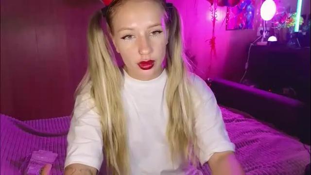 Image 12 of your_psychologist Stream on Chaturbate on 1 month ago
