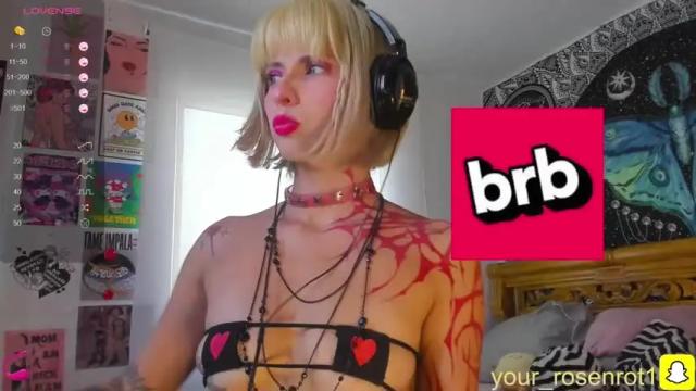 Image 8 of your_rosenrot Stream on Chaturbate on 13 months ago