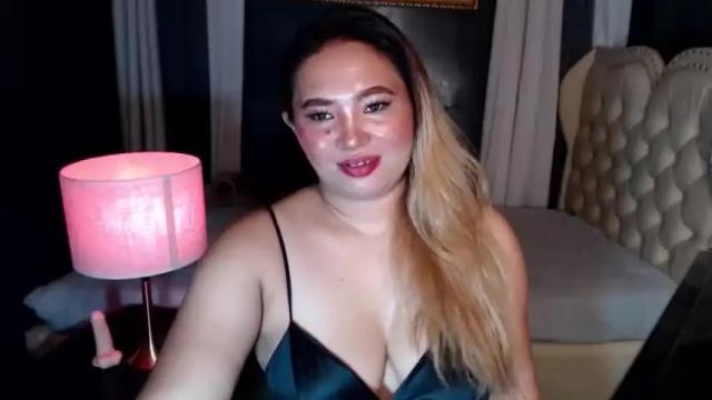 Image 2 of your_sexymomdommexx Stream on Chaturbate on 17 months ago