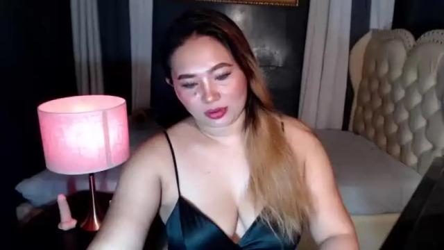 Image 4 of your_sexymomdommexx Stream on Chaturbate on 17 months ago