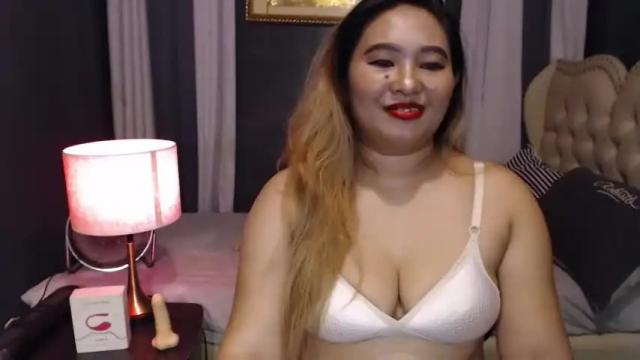 Image 6 of your_sexymomdommexx Stream on Chaturbate on 17 months ago