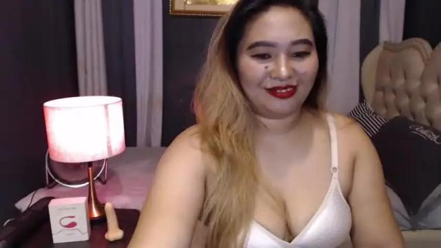 Image 7 of your_sexymomdommexx Stream on Chaturbate on 17 months ago