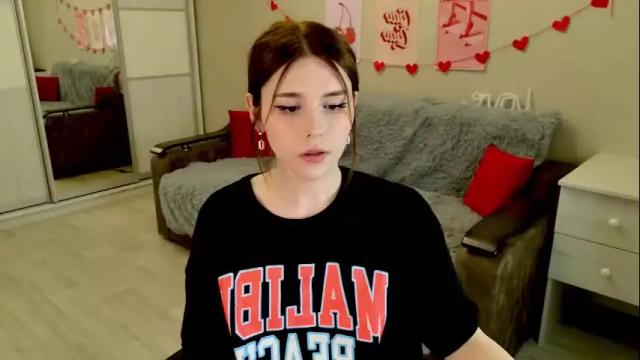 Image 3 of your_sissy_doll Stream on Chaturbate on 1 month ago