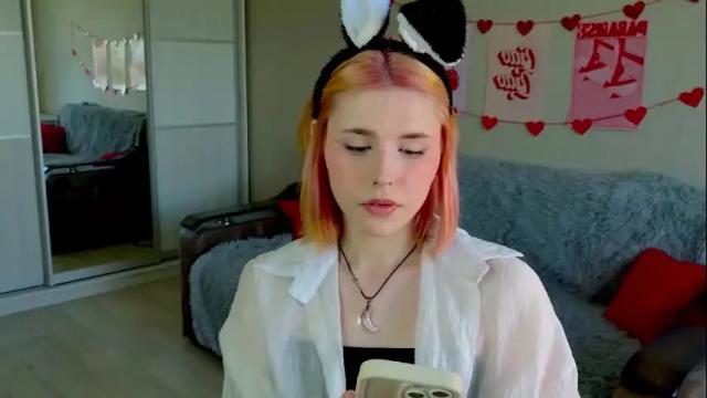 Image 4 of your_sissy_doll Stream on Chaturbate on 17 days ago