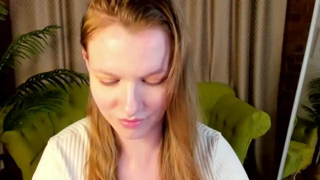 Image 2 of your_sunny_melissa_ Stream on Chaturbate on 15 months ago