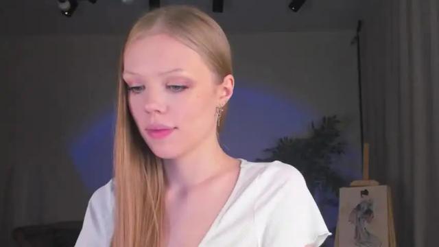 Image 12 of yourariel Stream on Chaturbate on 21 months ago