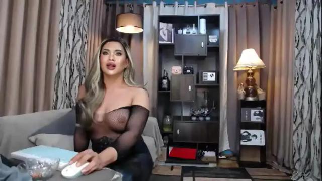 Image 4 of yourasiandominatrix Stream on Chaturbate on 2 months ago