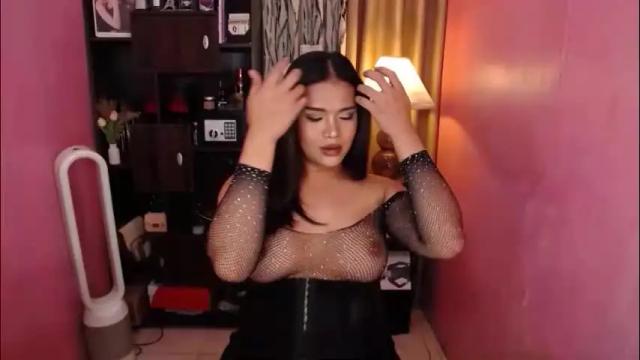 Image 2 of yourasiandominatrix Stream on Chaturbate on 27 days ago
